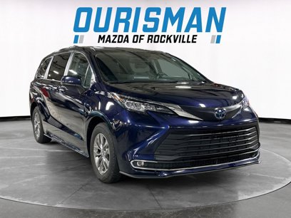 Used 2023 Toyota Sienna XLE
