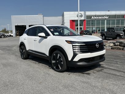 New 2025 Nissan Kicks SR w/ SR Premium Package