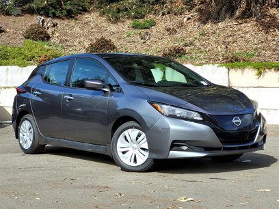 New 2025 Nissan Leaf S