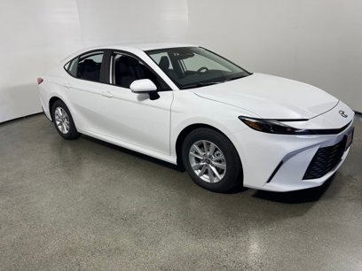 New 2025 Toyota Camry LE