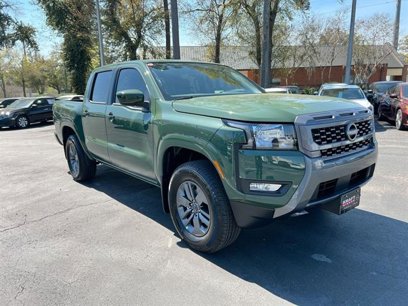 New 2025 Nissan Frontier SV w/ SV Convenience Package