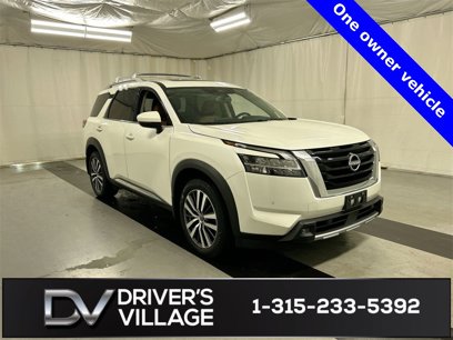 Used 2022 Nissan Pathfinder Platinum w/ Cargo Package