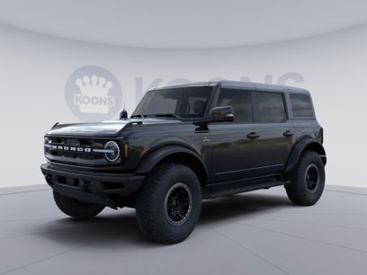 New 2024 Ford Bronco Outer Banks w/ Sasquatch Package