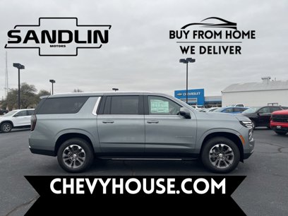 New 2025 Chevrolet Suburban LT w/ Comfort Package
