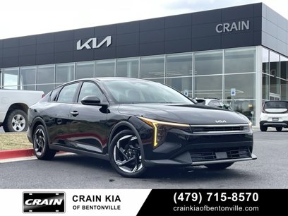 New 2025 Kia K4 EX