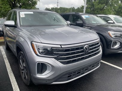 Used 2024 Volkswagen Atlas SE w/ Panoramic Sunroof Package