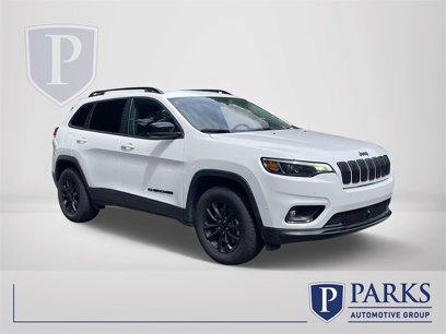 Used 2023 Jeep Cherokee Altitude Lux