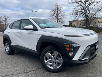 New 2025 Hyundai Kona SE