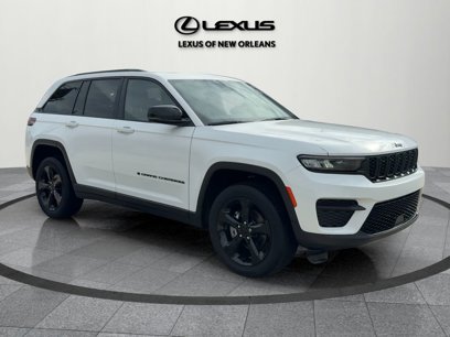Used 2022 Jeep Grand Cherokee Altitude