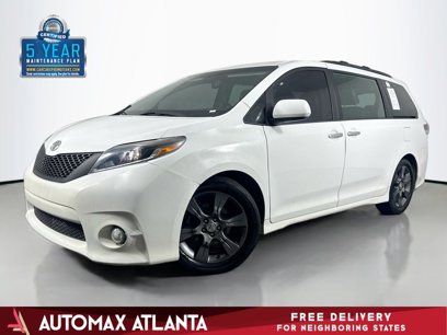 Used 2015 Toyota Sienna SE