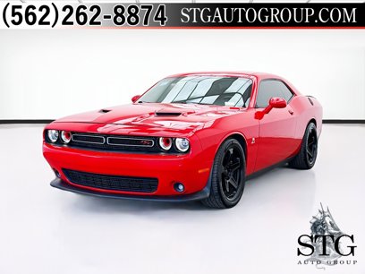 Used 2015 Dodge Challenger R/T Scat Pack w/ Technology Group