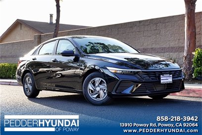 New 2025 Hyundai Elantra SE