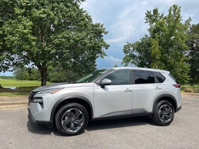 Used 2025 Nissan Rogue SV
