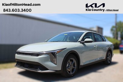 New 2025 Kia K4 LXS