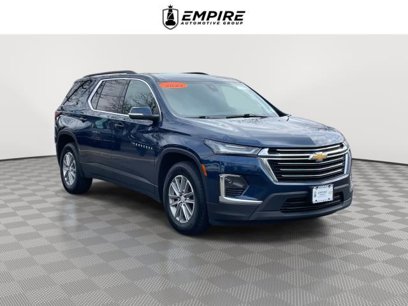 Used 2023 Chevrolet Traverse LT