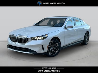New 2025 BMW i5 xDrive40 w/ M Sport Package