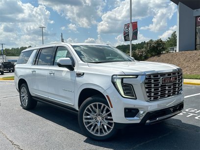New 2025 GMC Yukon XL Denali w/ Sun & Power Step Package