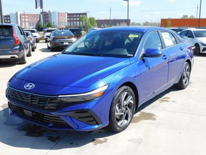 New 2025 Hyundai Elantra SEL