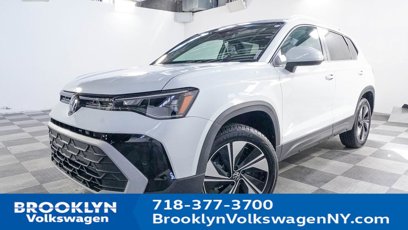 New 2025 Volkswagen Taos SE