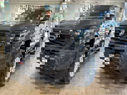New 2025 Toyota Tacoma SR5