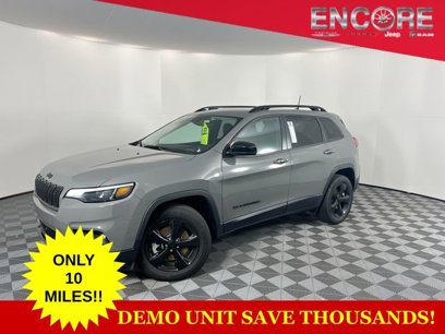 Used 2023 Jeep Cherokee Altitude Lux