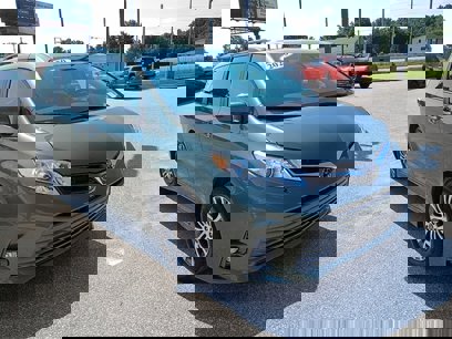 Certified 2020 Toyota Sienna XLE