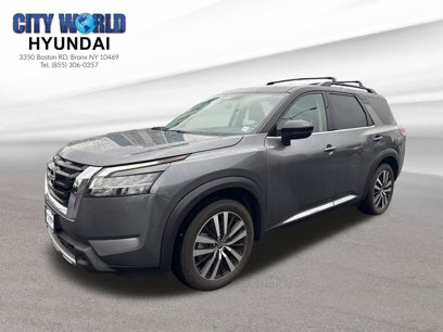 Used 2023 Nissan Pathfinder Platinum