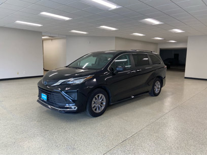 Used 2023 Toyota Sienna XLE
