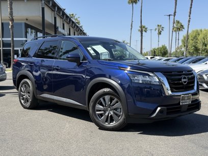 Used 2022 Nissan Pathfinder SV