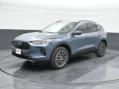 New 2025 Ford Escape SE