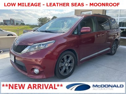 Used 2017 Toyota Sienna SE