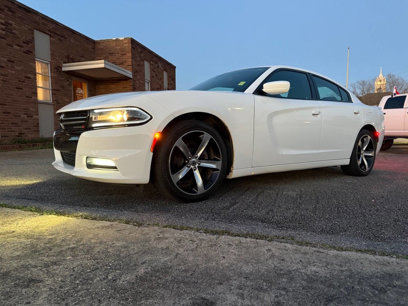 Used 2017 Dodge Charger SXT