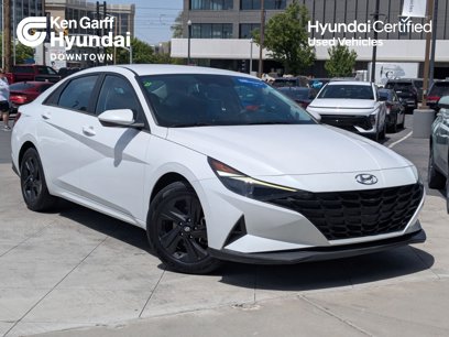 Certified 2022 Hyundai Elantra SEL