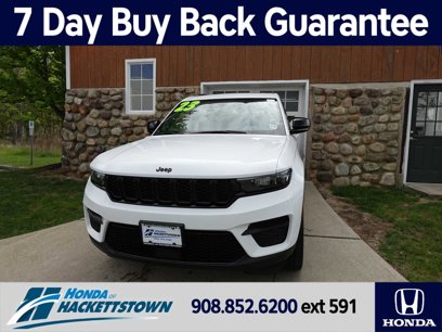 Used 2023 Jeep Grand Cherokee Altitude
