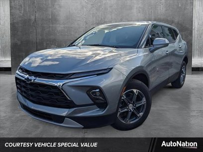 New 2025 Chevrolet Blazer LT w/ LPO, Black Grille Bar Package