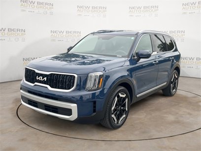 Used 2024 Kia Telluride EX w/ EX Captain's Chair Package