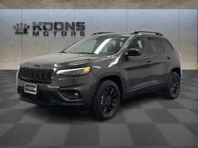 Used 2023 Jeep Cherokee Altitude Lux