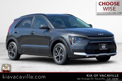 New 2025 Kia Niro LX