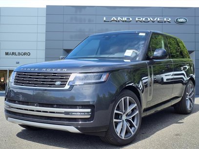 New 2025 Land Rover Range Rover SE