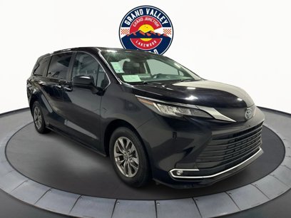 Used 2023 Toyota Sienna XLE