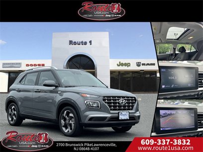 Used 2022 Hyundai Venue SEL w/ Cargo Package