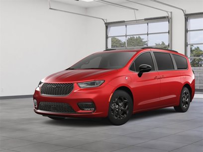 New 2025 Chrysler Pacifica Premium