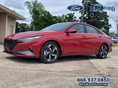 Used 2022 Hyundai Elantra SEL w/ Convenience + Premium Package