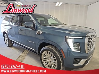 New 2025 GMC Yukon XL Denali w/ Sun & Power Step Package