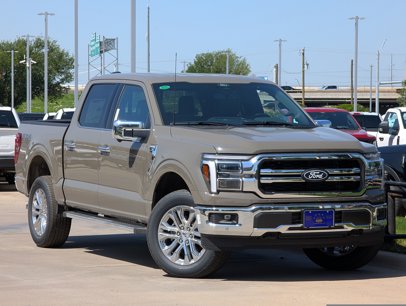 New 2025 Ford F150 Lariat w/ Equipment Group 501A Mid
