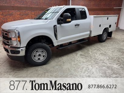 New 2025 Ford F350 XL w/ XL Chrome Package