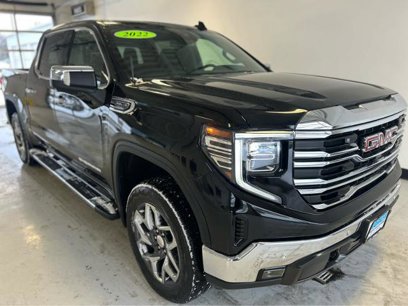 Certified 2022 GMC Sierra 1500 SLT w/ SLT Premium Plus Package