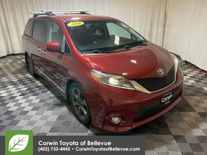 Used 2016 Toyota Sienna SE
