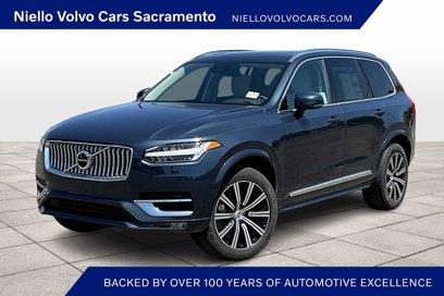 New 2025 Volvo XC90 B6 Core w/ Climate Package