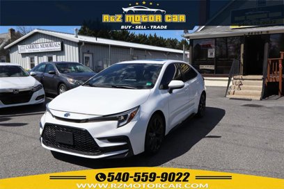 Used 2023 Toyota Corolla SE w/ SE Package